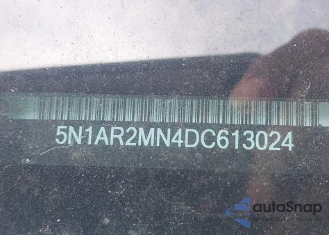 2013 Nissan Pathfinder Sl z USA, uszkodzony, nr VIN 5N1AR2MN4DC613024